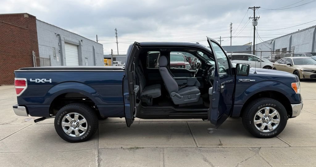 Used 2014 Ford F150 XLT w/ Equipment Group 302A Luxury AWD/4WD image 16