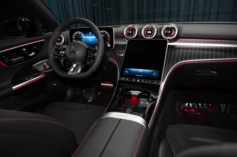 New 2026 Mercedes-Benz C 43 AMG 4MATIC Sedan image 18