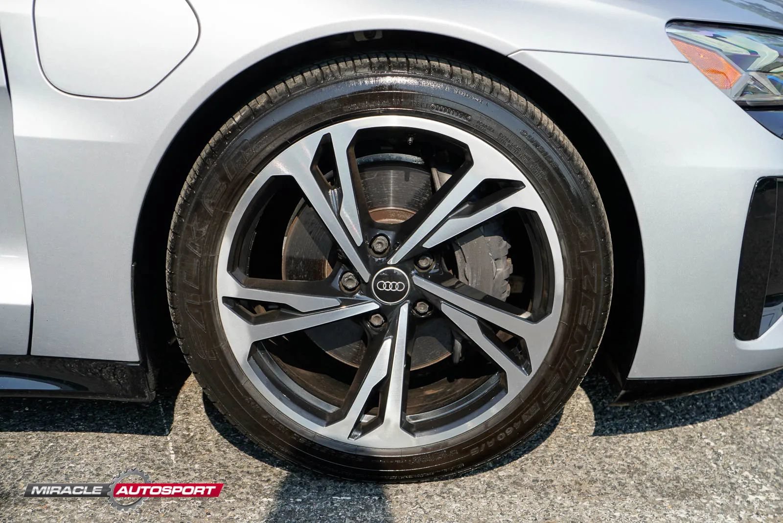 Used 2022 Audi e-tron GT Premium Plus AWD/4WD image 10