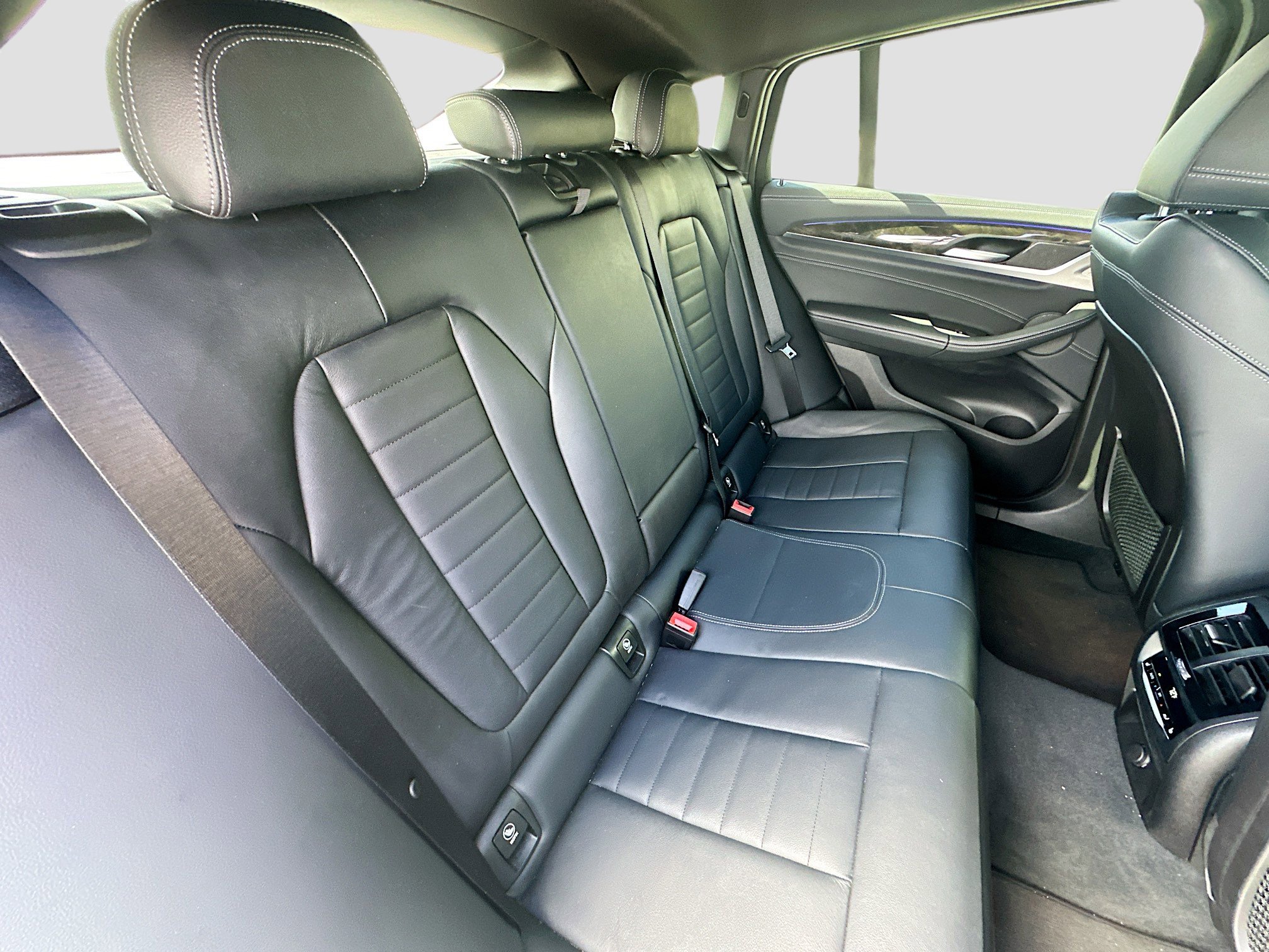 Used 2020 BMW X4 M w/ Executive Package image 31