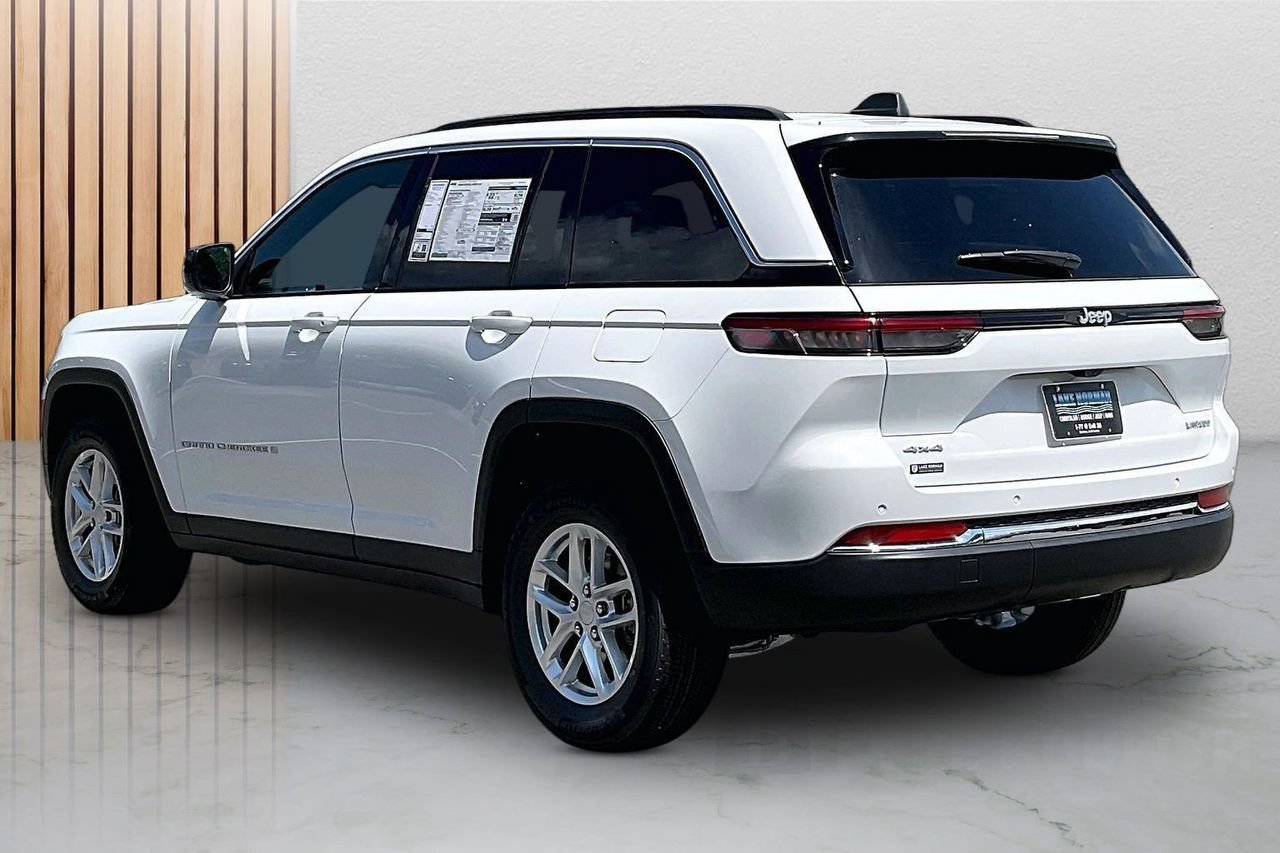 New 2026 Jeep Grand Cherokee Laredo X RWD image 6