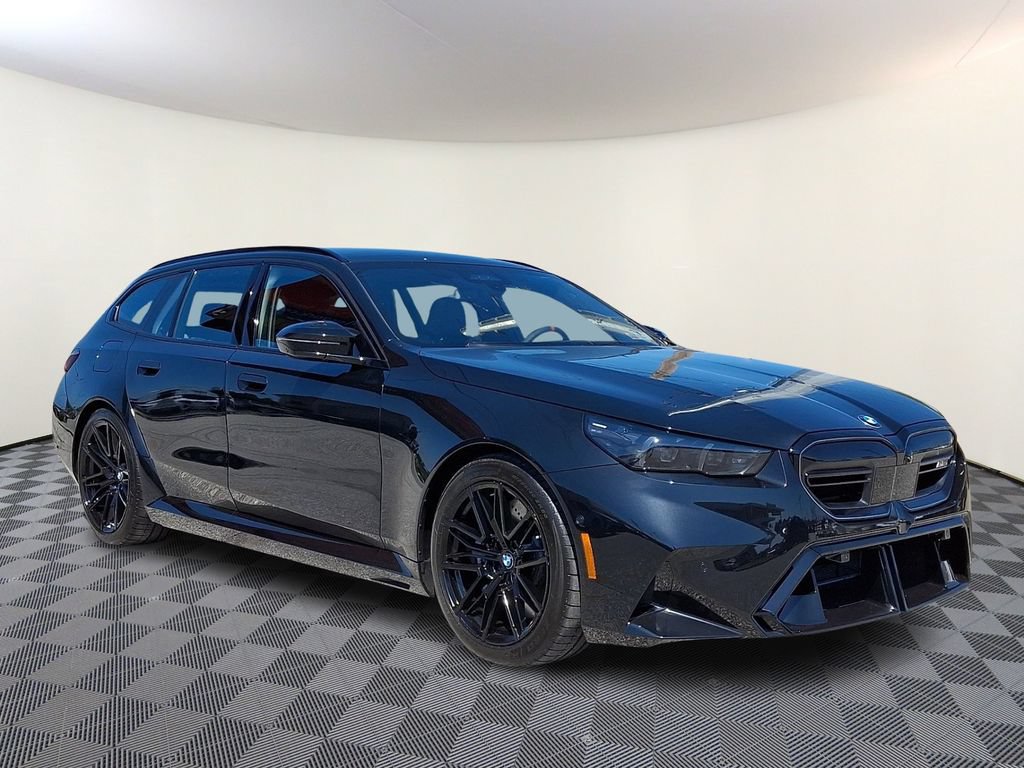 New 2027 BMW M5 Touring AWD/4WD image 1