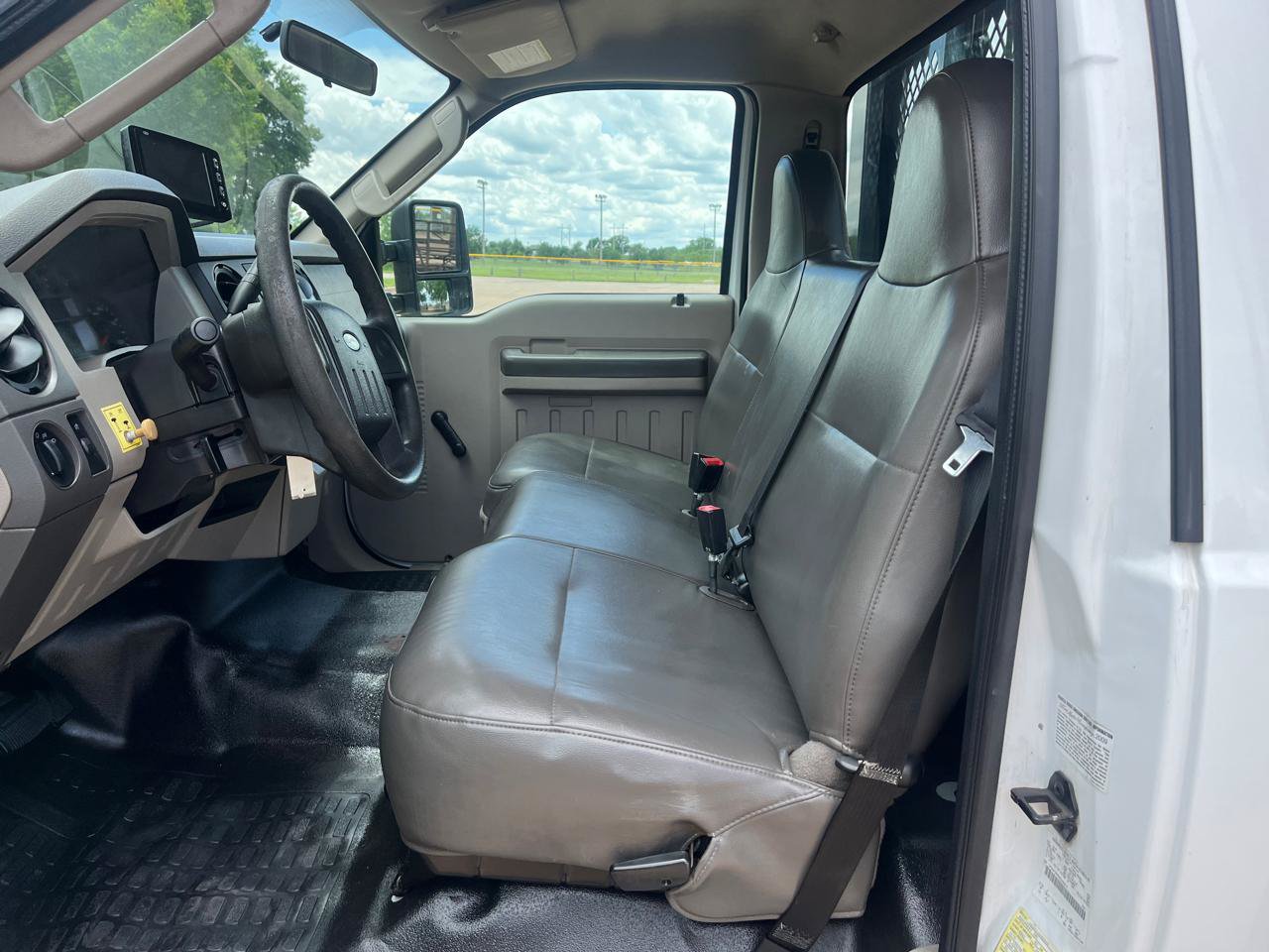 Used 2009 Ford F550 Luxury RWD image 14