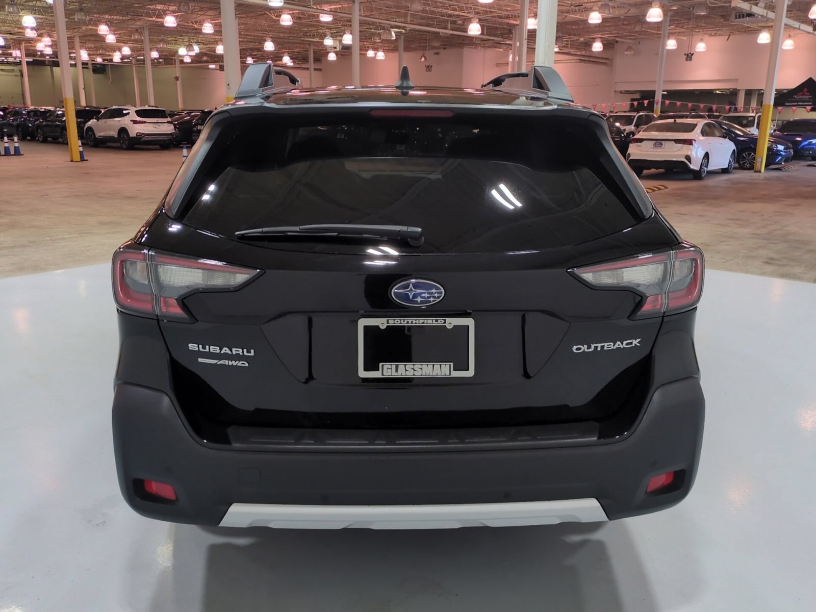 Certified 2024 Subaru Outback Limited AWD/4WD image 4