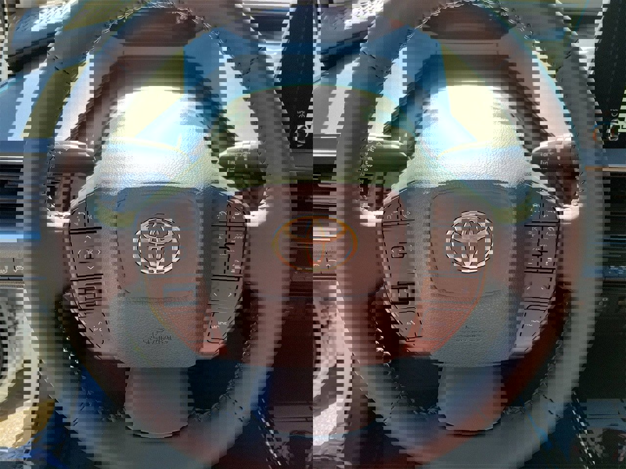 New 2026 Toyota Prius LE image 18