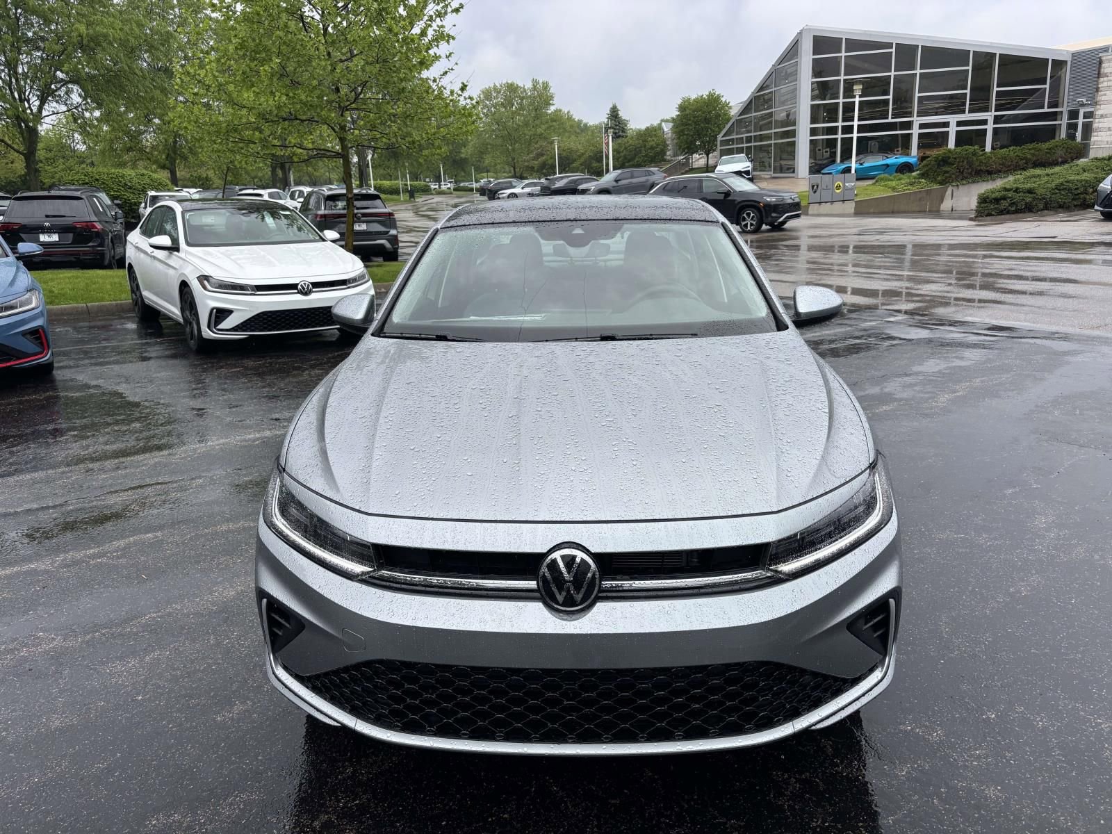 New 2026 Volkswagen Jetta SE FWD image 2