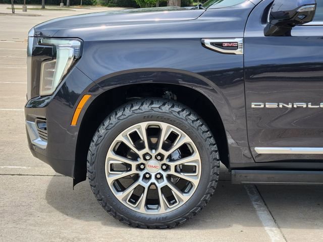 Used 2026 GMC Yukon Denali w/ Sun & Power Step Package AWD/4WD image 8