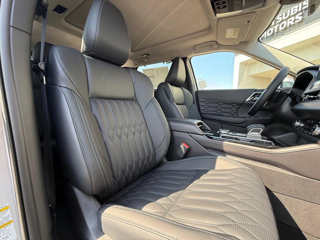 New 2026 Mitsubishi Outlander SEL AWD/4WD image 17