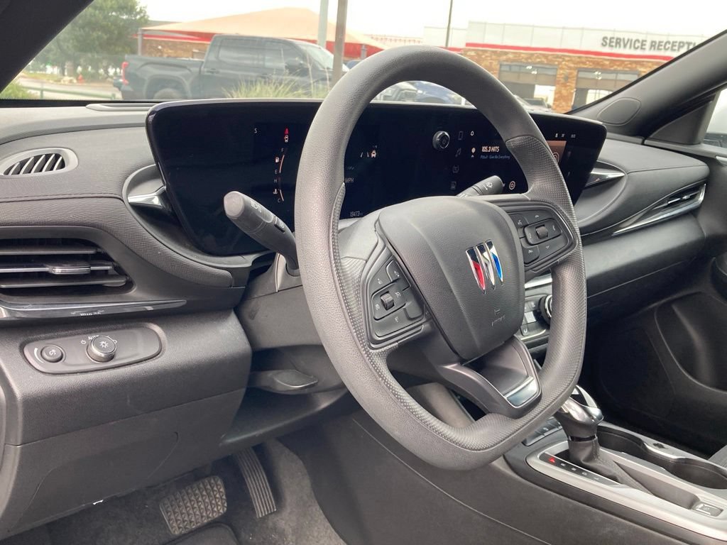 Used 2026 Buick Envista Preferred FWD image 8
