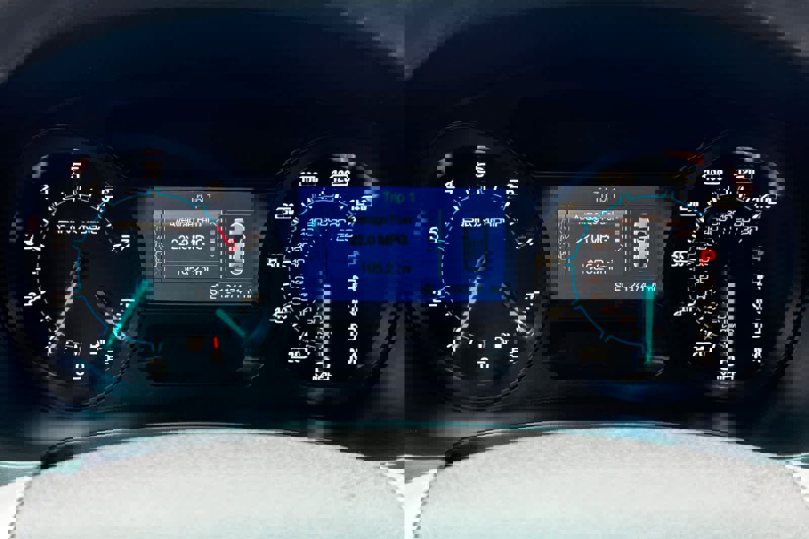 Used 2015 Ford Explorer XLT image 23