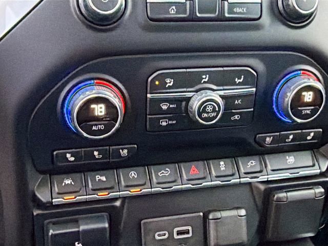 Used 2019 Chevrolet Silverado 1500 LTZ w/ LTZ Premium Package image 16