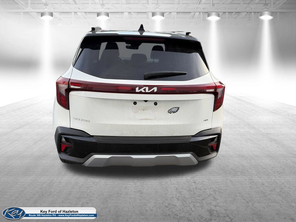 Used 2025 Kia Seltos S AWD/4WD image 9