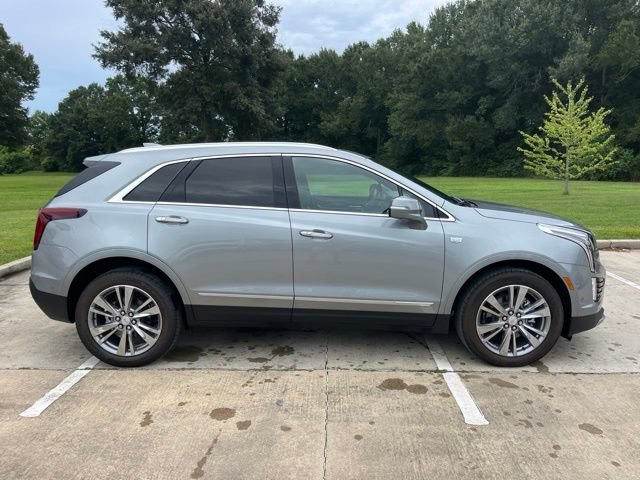 Used 2026 Cadillac XT5 Premium Luxury w/ Driver Assist Package FWD image 9