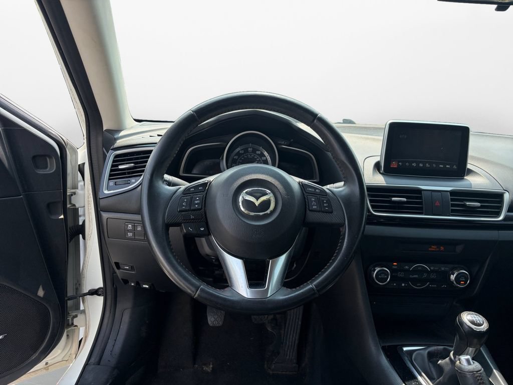 Used 2014 MAZDA MAZDA3 i Touring w/ Technology Package FWD image 12