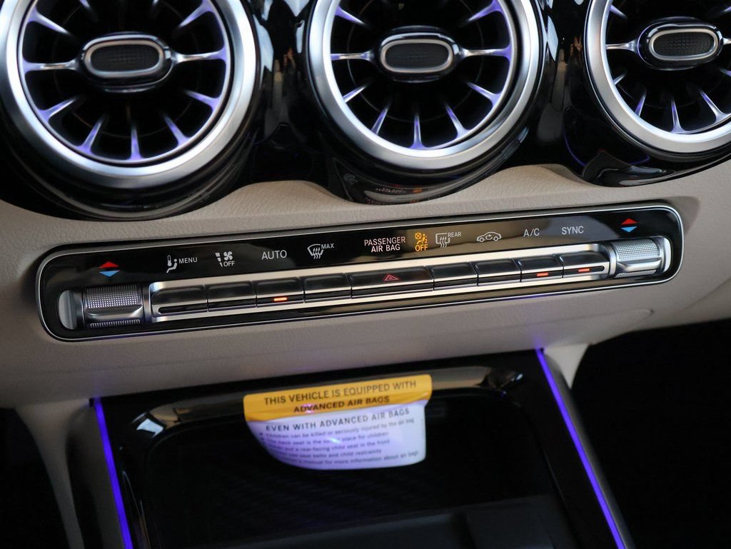 New 2026 Mercedes-Benz GLB 250 4MATIC image 26