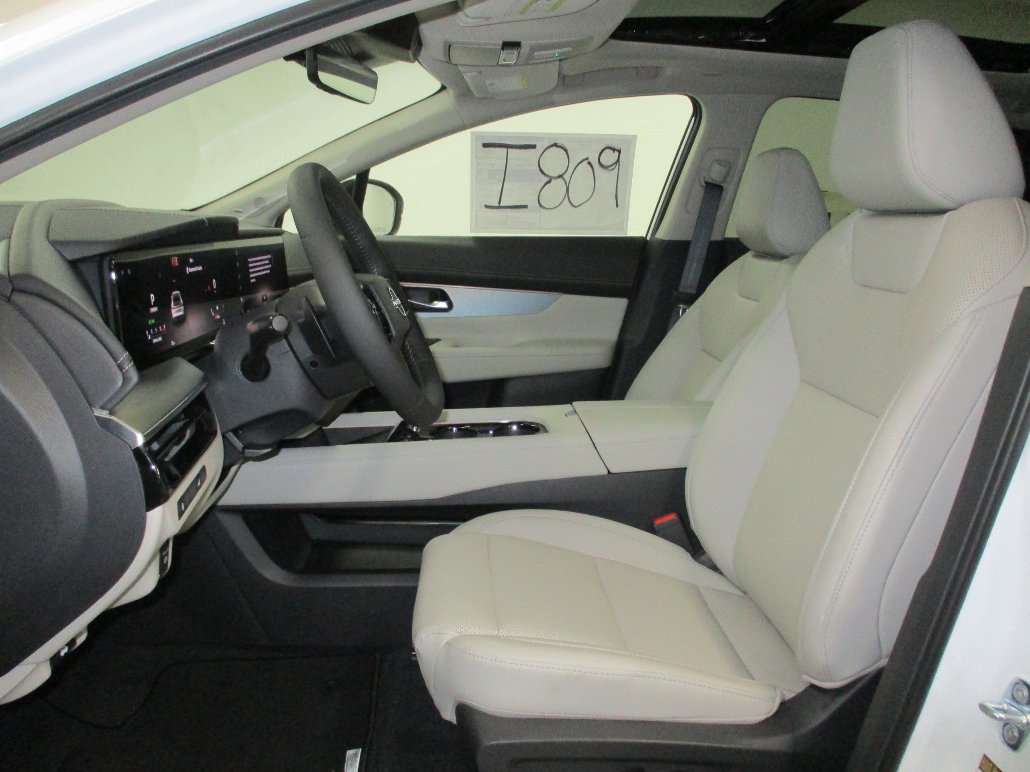 New 2026 Nissan Murano SL image 14