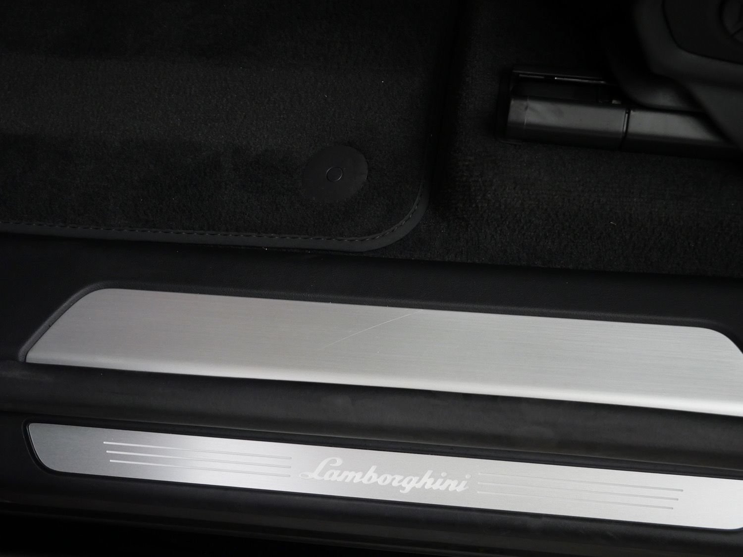 Used 2024 Lamborghini Urus S AWD/4WD image 18