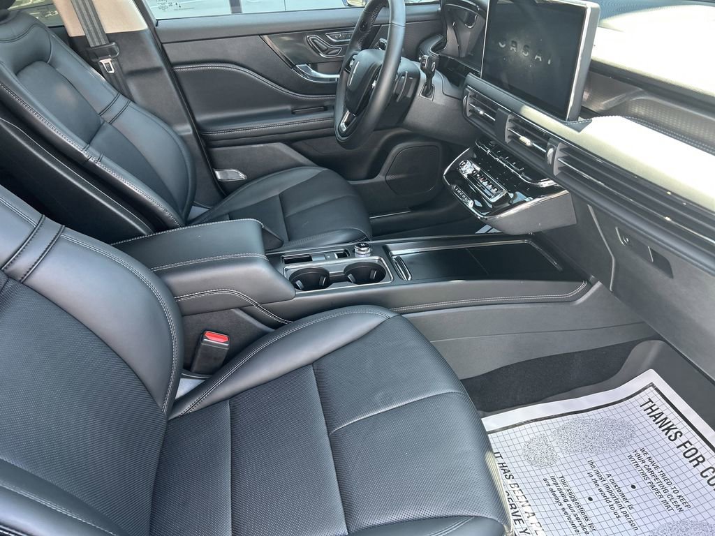 New 2025 Lincoln Corsair Reserve w/ Jet Appearance Package image 8