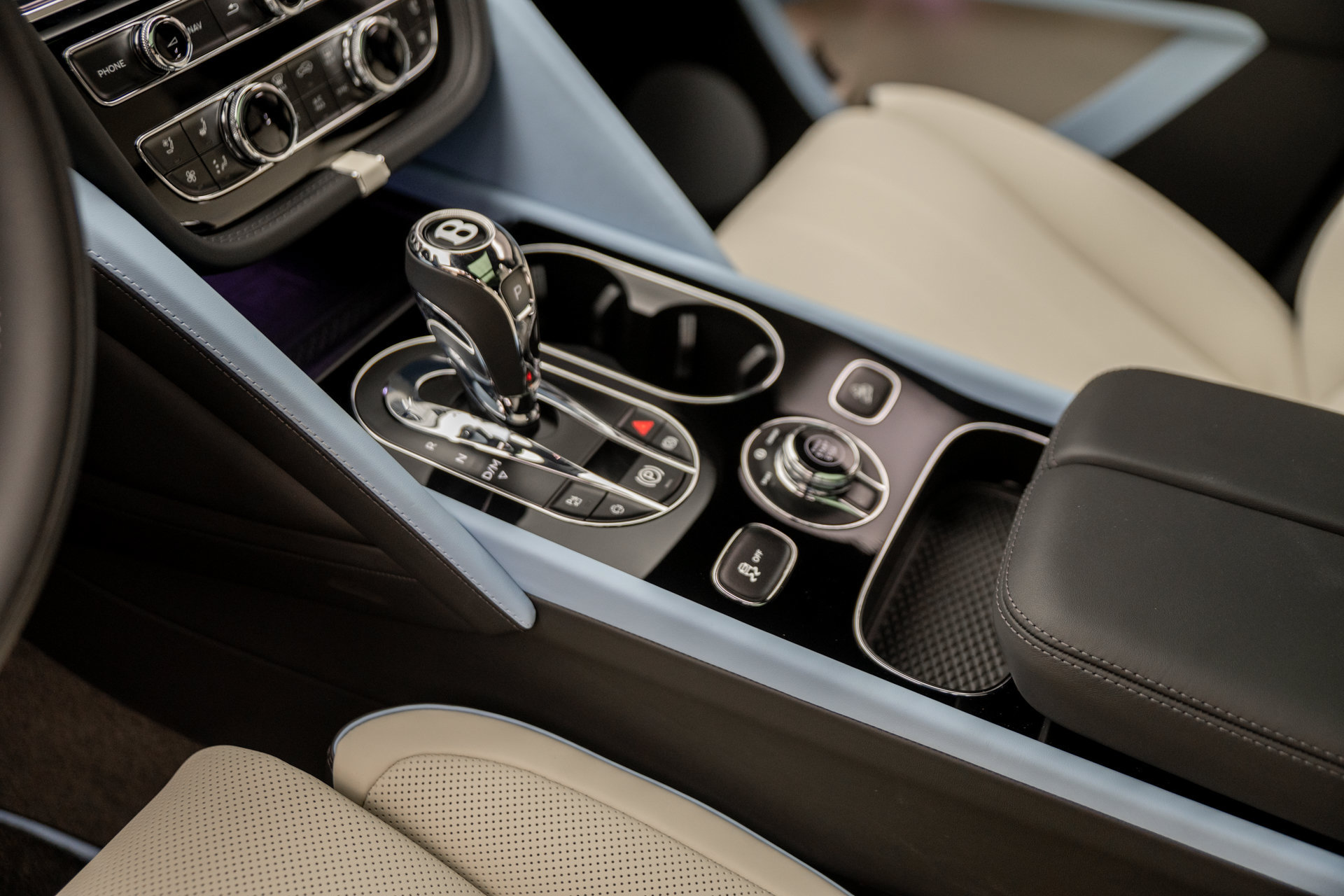 New 2027 Bentley Bentayga AWD/4WD image 33