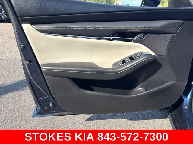 Used 2019 MAZDA MAZDA3 Sedan FWD image 19