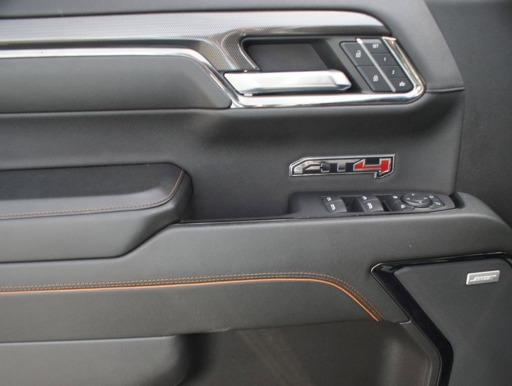 Used 2024 GMC Sierra 1500 AT4 w/ Technology Package image 29