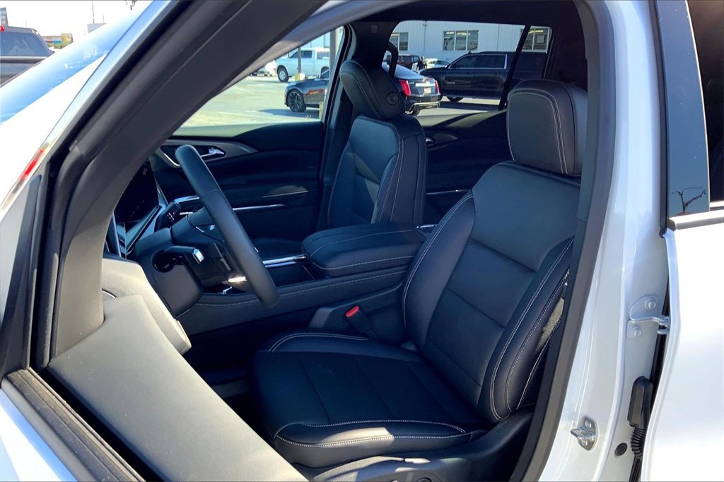 New 2026 Chevrolet Traverse LT image 10