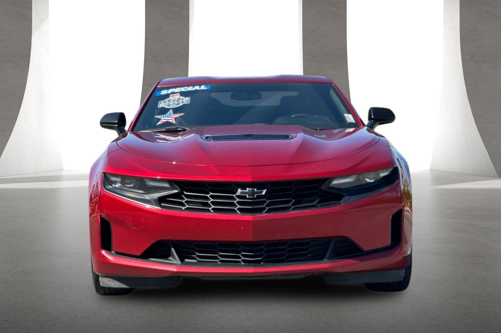 Used 2021 Chevrolet Camaro LT RWD image 9