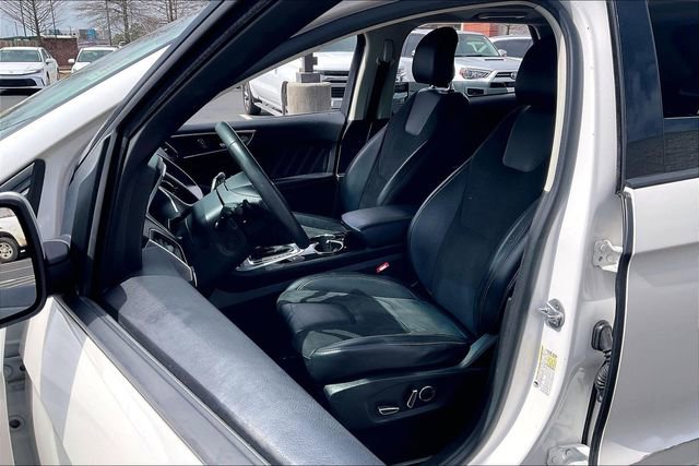 Used 2016 Ford Edge Sport AWD/4WD image 25