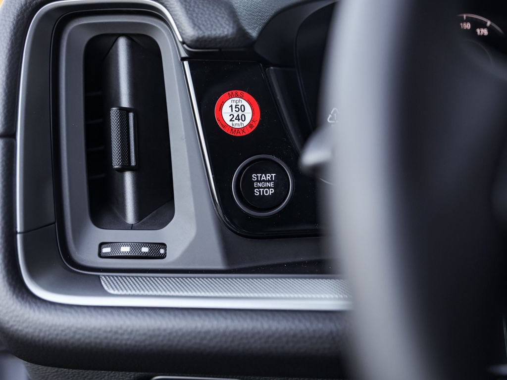 Certified 2026 Porsche Cayenne AWD/4WD image 20