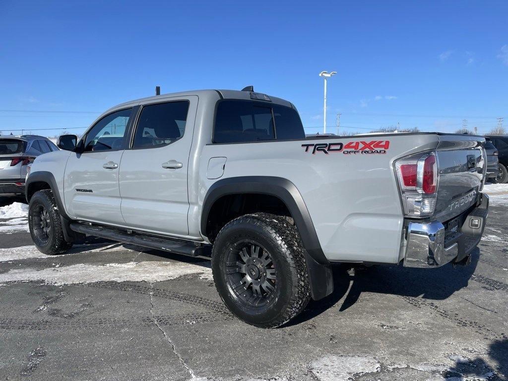 Used 2020 Toyota Tacoma TRD Off-Road image 6