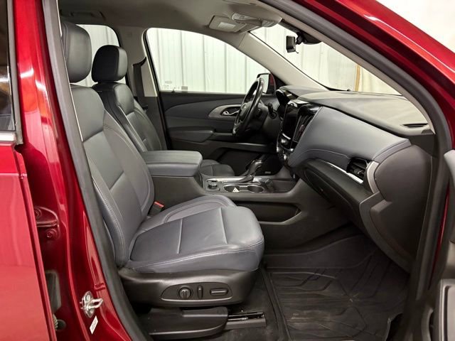 Used 2018 Chevrolet Traverse LT w/ LPO, Floor Liner Package AWD/4WD image 29