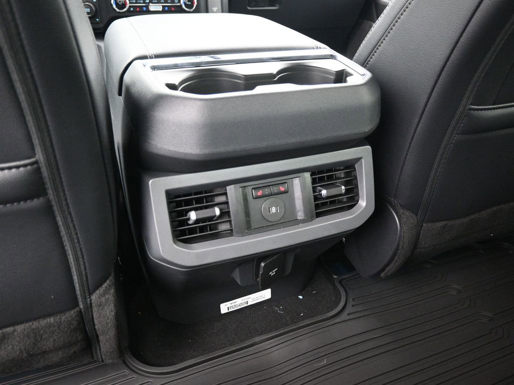 New 2026 Ford F250 Lariat w/ Black Appearance Package image 21