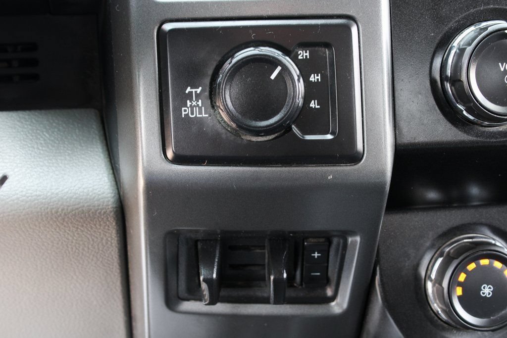 Used 2020 Ford F250 XLT w/ XLT Value Package AWD/4WD image 28