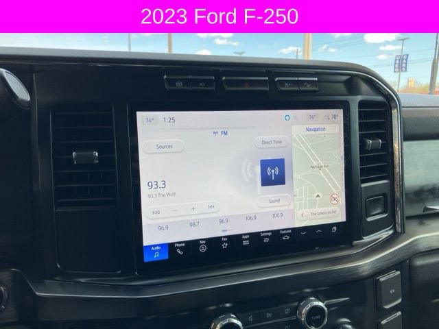 Used 2023 Ford F250 Lariat w/ Sport Appearance Package image 31