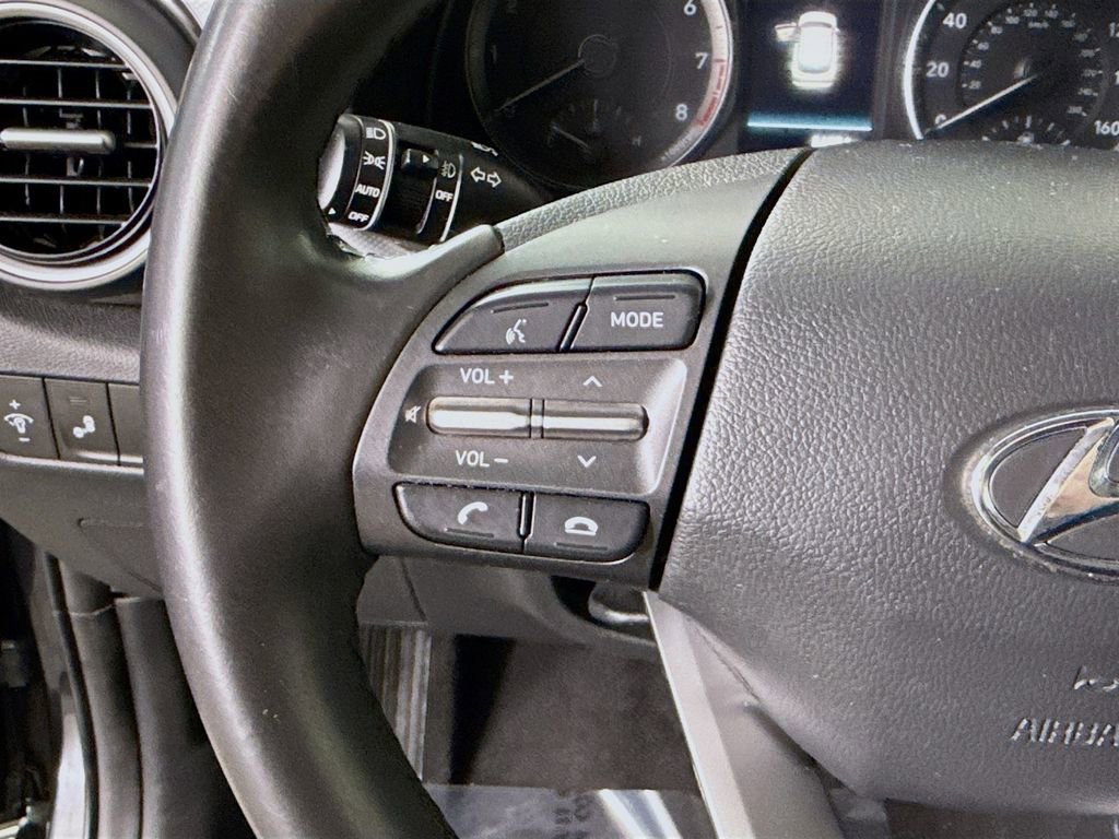 Used 2021 Hyundai Kona SEL Plus FWD image 22