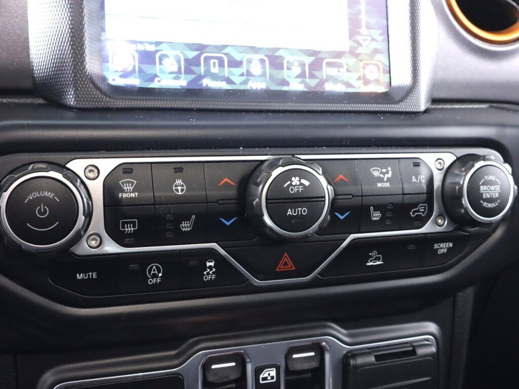 Used 2020 Jeep Gladiator Mojave AWD/4WD image 25