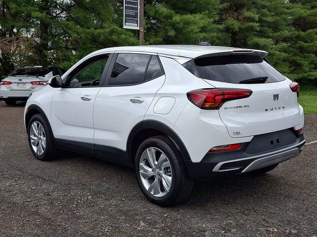 Certified 2024 Buick Encore GX Preferred FWD image 4