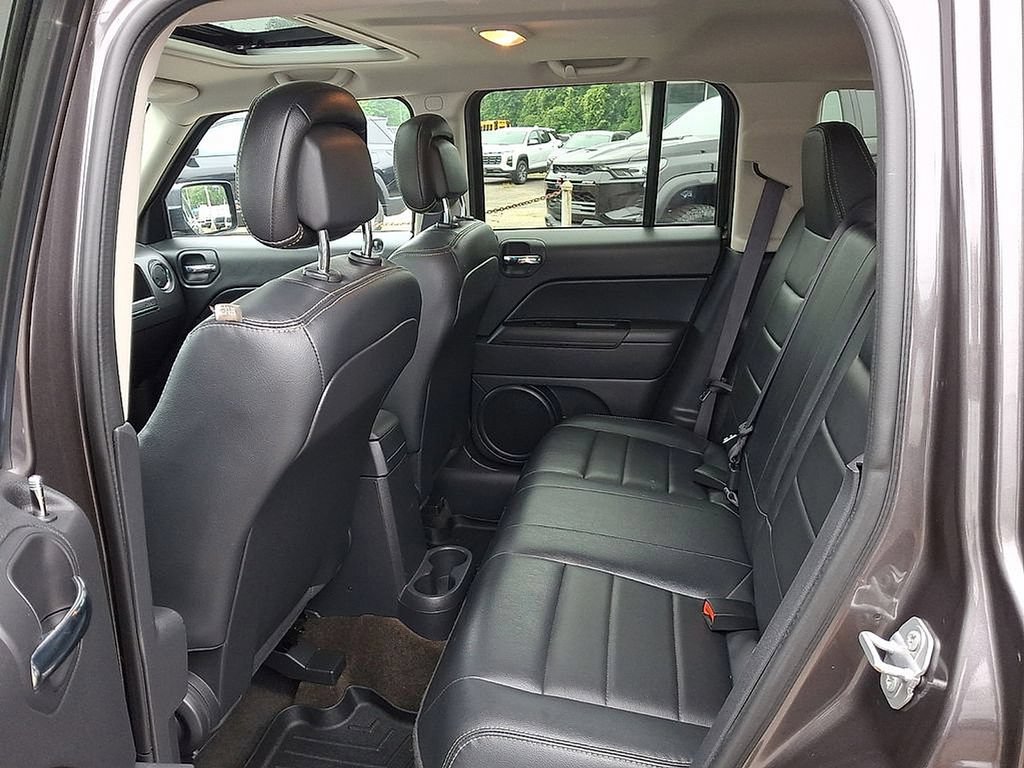 Used 2016 Jeep Patriot High Altitude AWD/4WD image 15