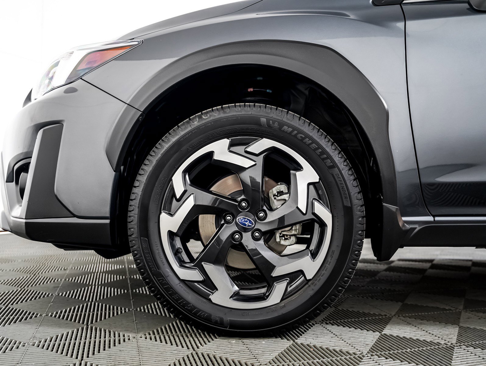 Used 2023 Subaru Crosstrek 2.5i Limited AWD/4WD image 4