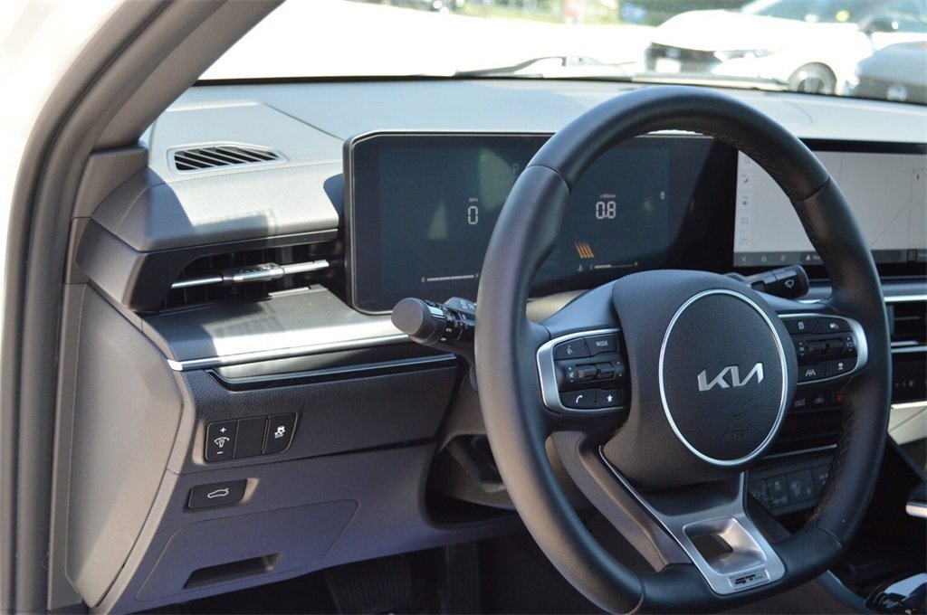 Used 2025 Kia K5 GT-Line image 28