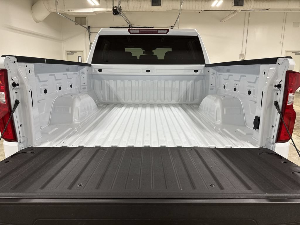 New 2026 Chevrolet Silverado 1500 LTZ w/ Z71 Off-Road Package AWD/4WD image 24