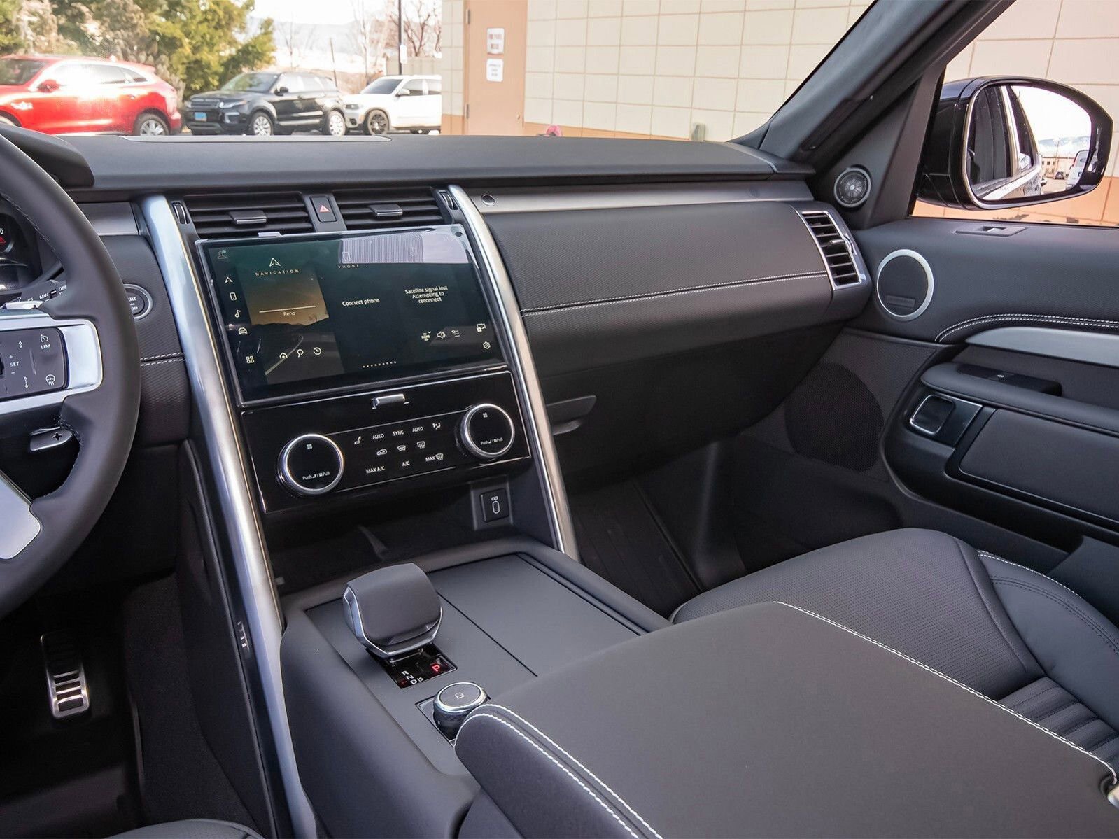 New 2026 Land Rover Discovery Limited Edition image 24