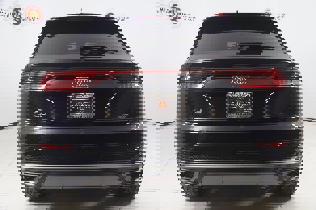Used 2021 Audi Q8 Prestige w/ Prestige Package image 47