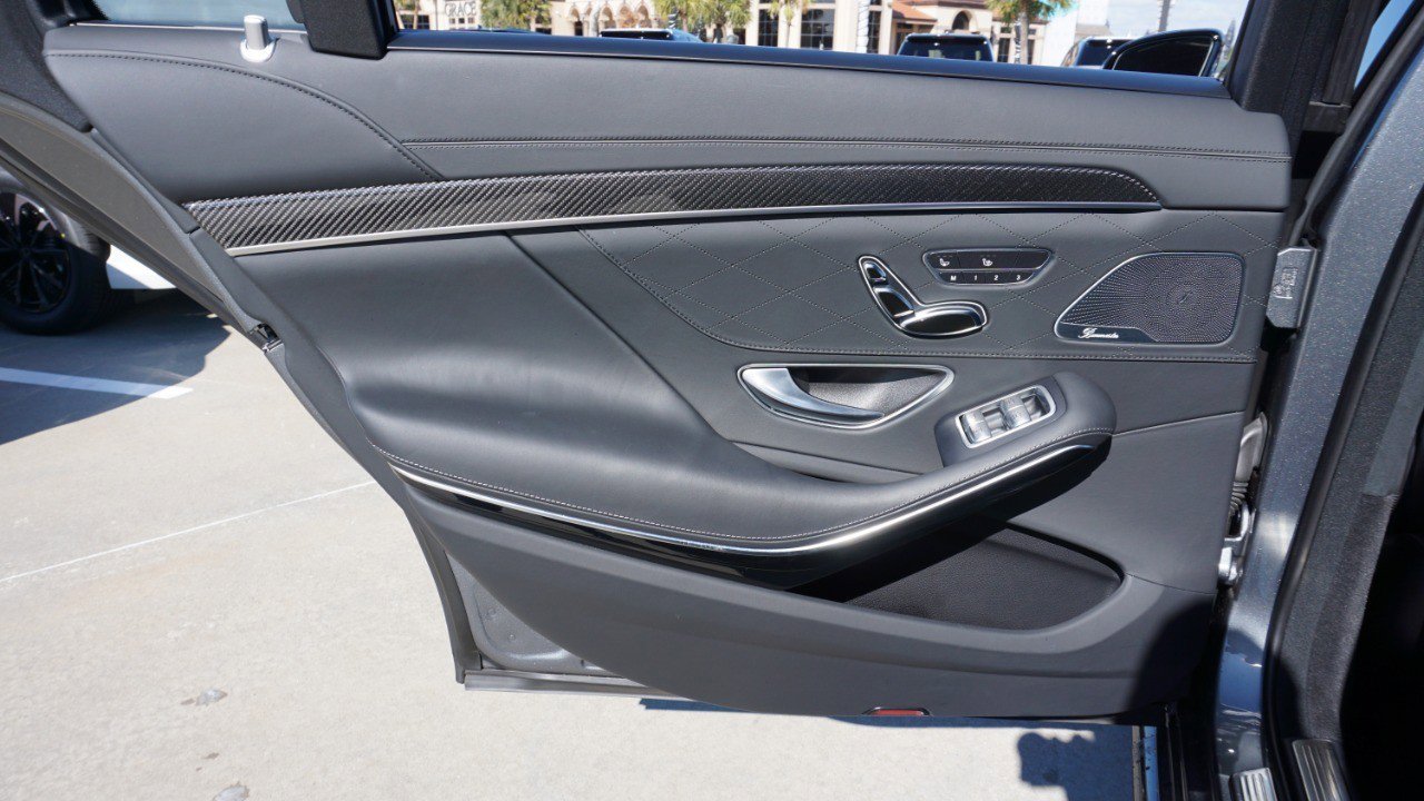 Used 2020 Mercedes-Benz S 63 AMG 4MATIC Sedan image 35