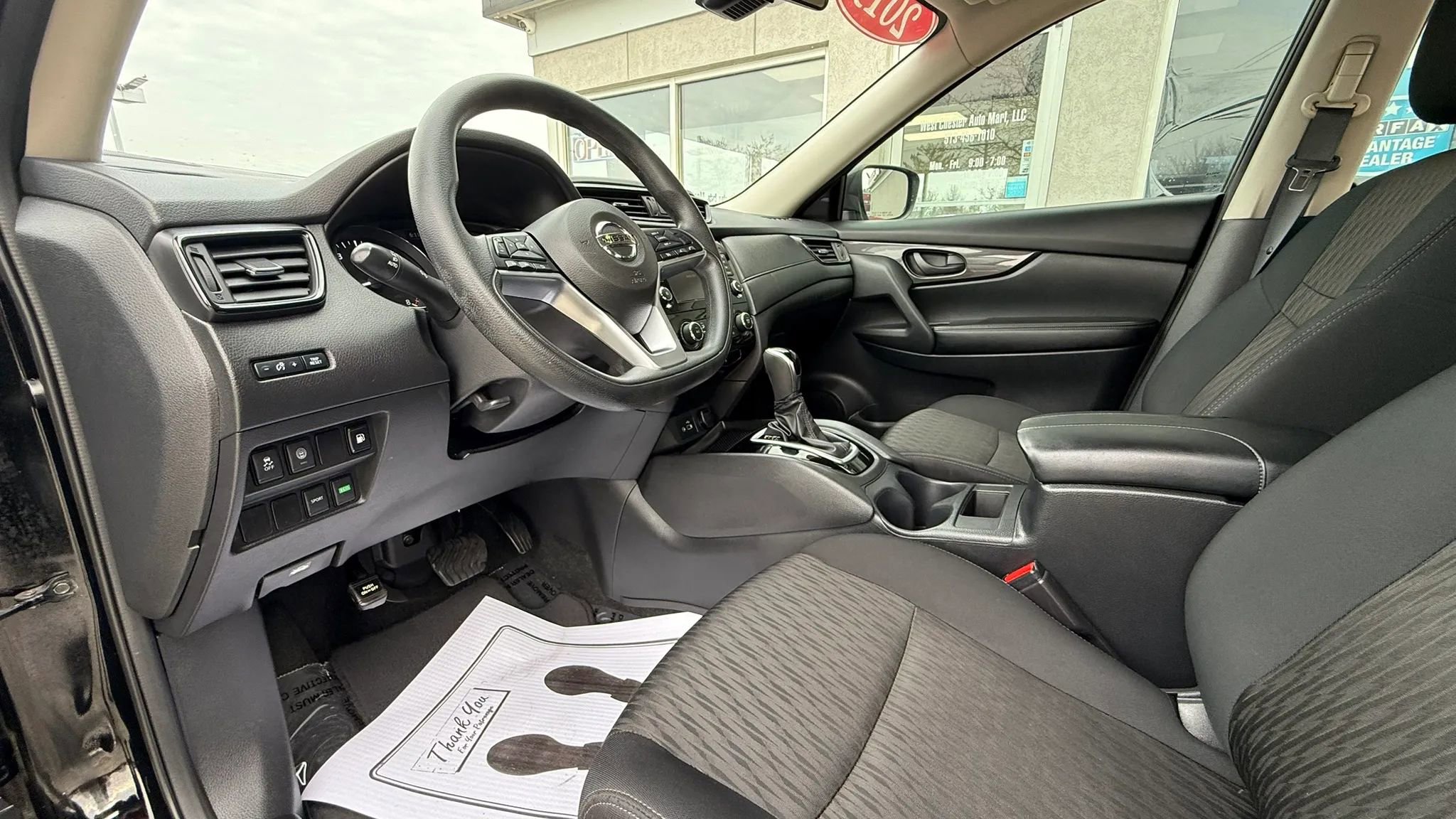Used 2019 Nissan Rogue S image 9