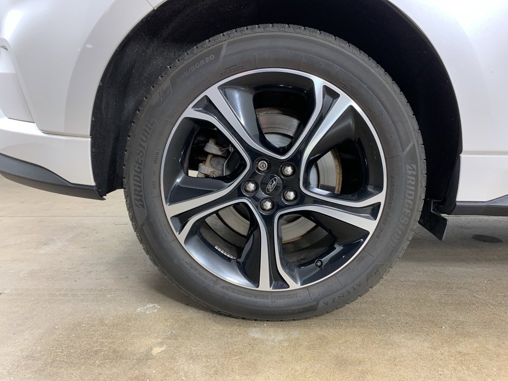 Used 2019 Ford Edge ST w/ Convenience Package image 40