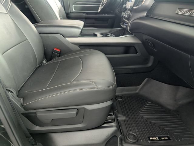 Used 2022 RAM 3500 Big Horn w/ Night Edition AWD/4WD image 31