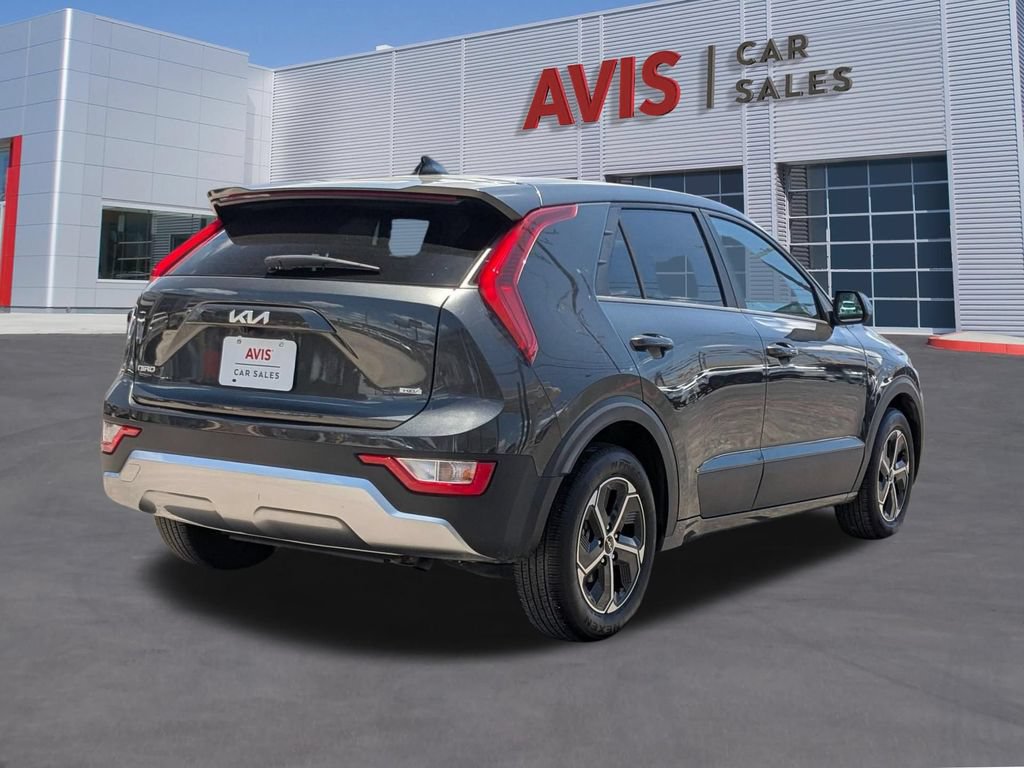 Used 2025 Kia Niro LX FWD image 6