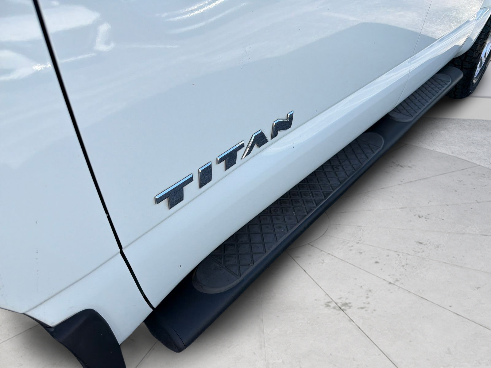 Used 2017 Nissan Titan SV RWD image 30