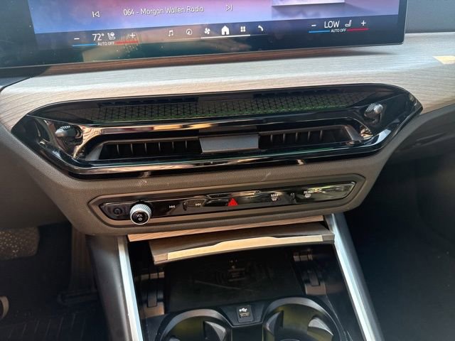 Used 2025 BMW 330i xDrive Sedan AWD/4WD image 21